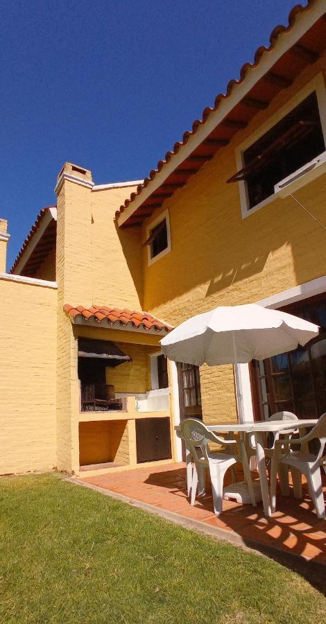 Pino Dorado Aparthotel Manantiales Bagian luar foto