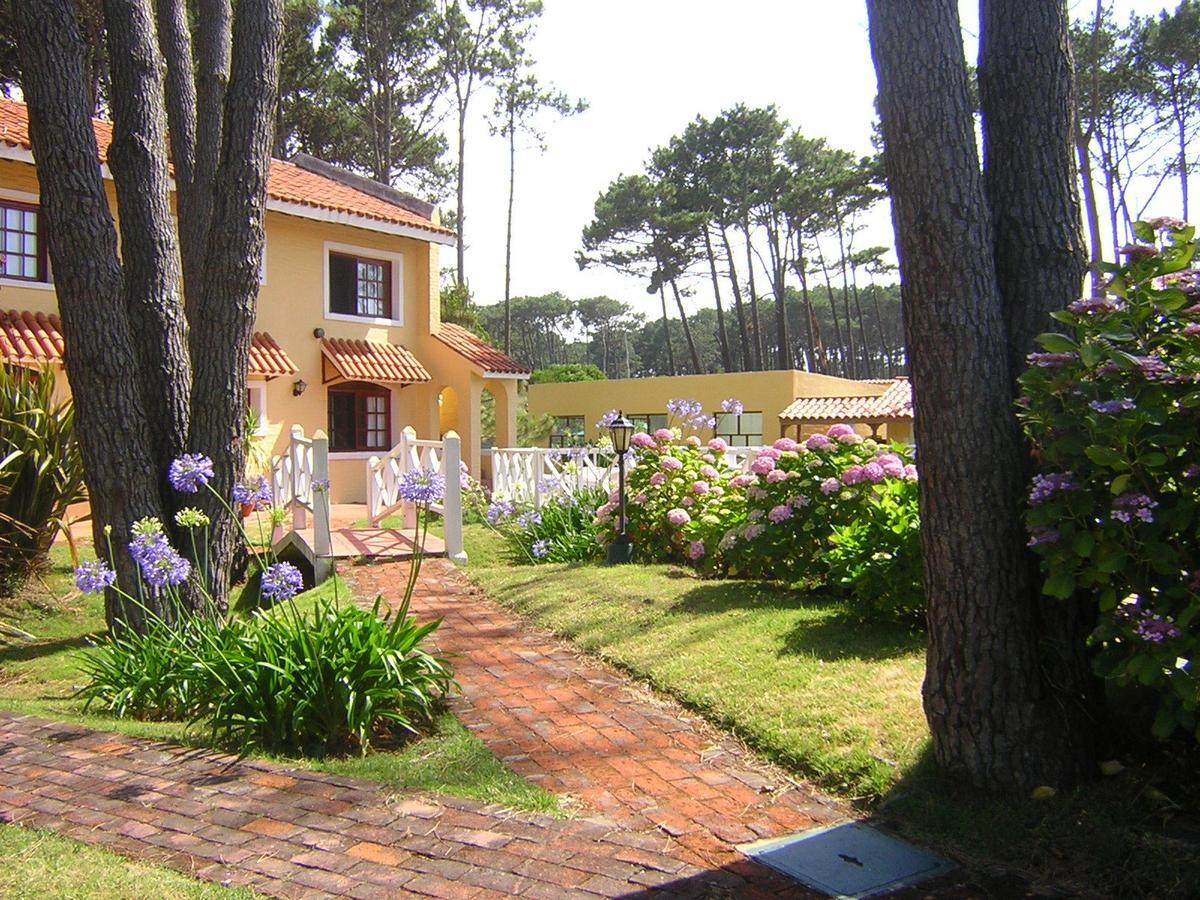 Pino Dorado Aparthotel Manantiales Bagian luar foto